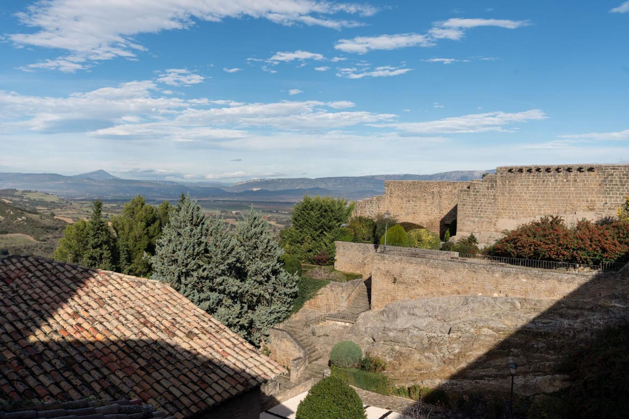 Parador De Sos del Rey Católico Exteriér fotografie